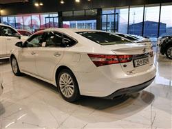 تۆیۆتا ئەڤەلۆن